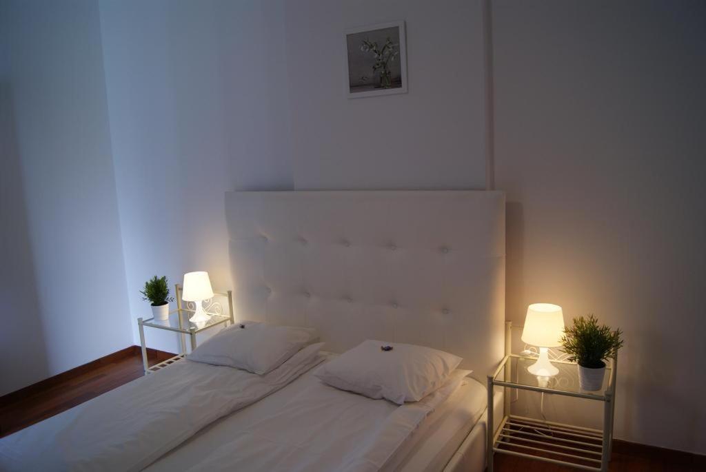 Triton Apartments ワルシャワ エクステリア 写真