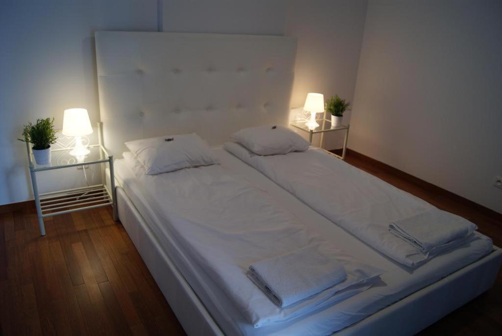 Triton Apartments ワルシャワ エクステリア 写真